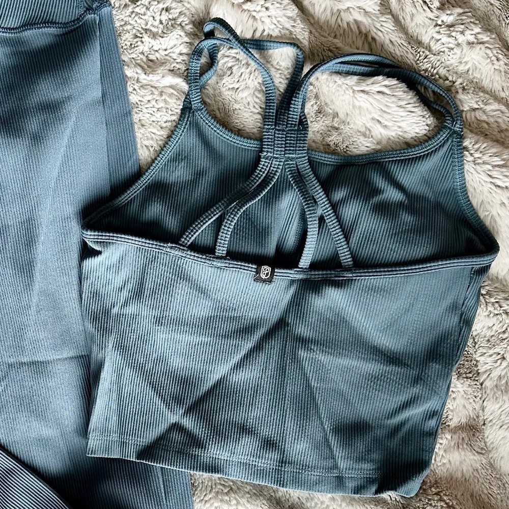 Limitless Sports Bra - Picture 1 of 2